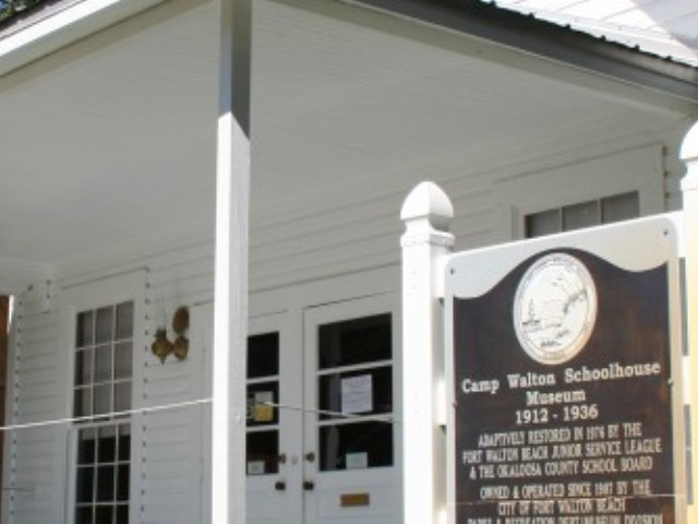 camp walton schoolhouse